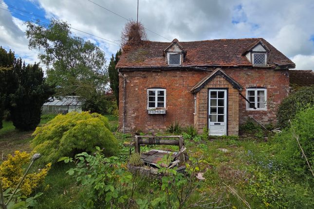 2 bed property, in Plover Cottage, £390,000