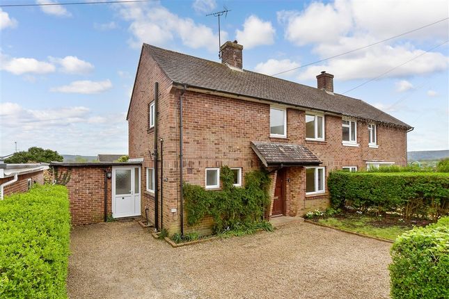 3 bed property, in Brookview South, £375,000