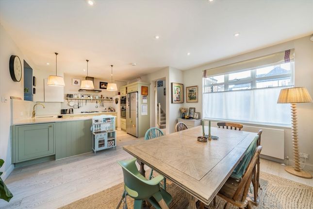 4 bed property, in Topsham Road, £925,000