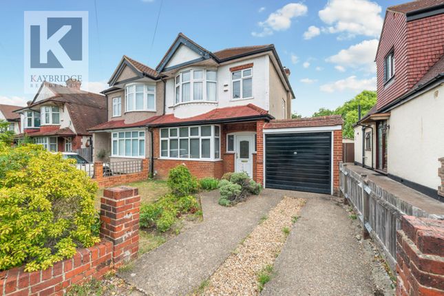 3 bed property, in Ewell By Pass, £550,000