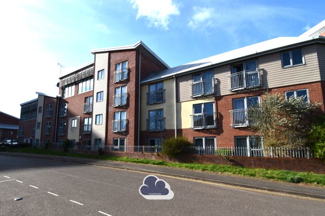1 bed property, in Mandara Point, £120,000