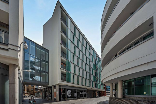 2 bed property, in Hardwicks Square, £400,000
