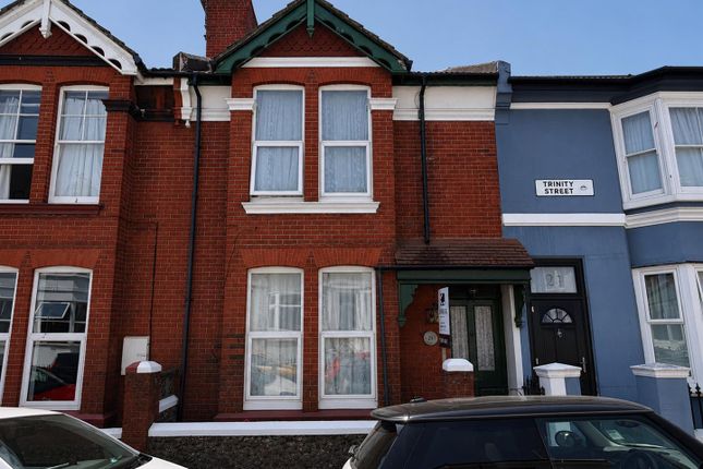 3 bed property, in Trinity Street, £500,000