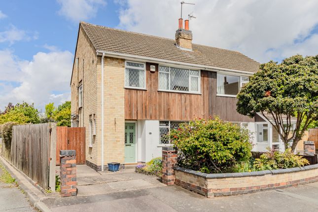 3 bed property, in Bidford Close, £270,000
