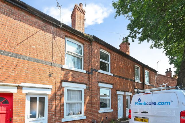 3 bed property, in Durnford Street, £100,000