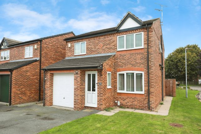 3 bed property, in St. Matthews Close, £350,000