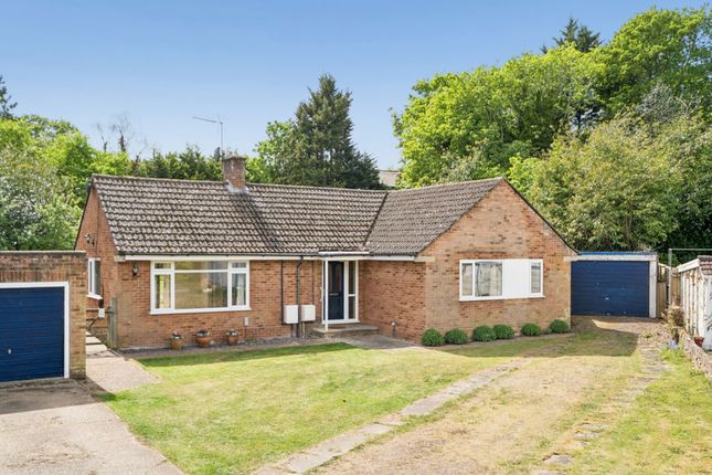 3 bed property, in Byeways Close, £780,000