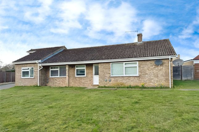 5 bed property, in Rose Green Lane, £325,000