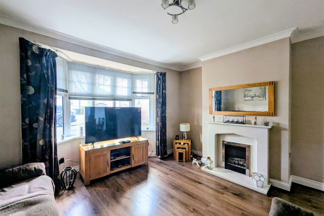 3 bed property, in Marsden Road, £220,000