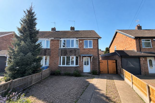 3 bed property, in Rosewood Close, £155,000