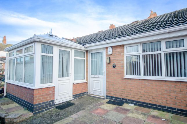 2 bed property, in Saffron Court, £100,000