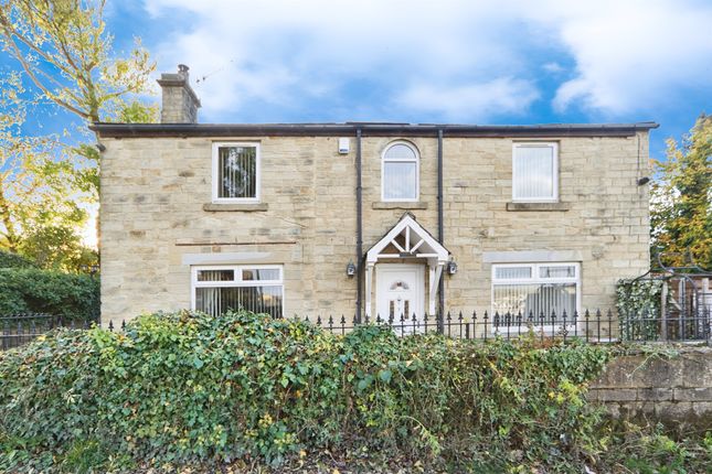 3 bed property, in High Spring Gardens Lane, £425,000