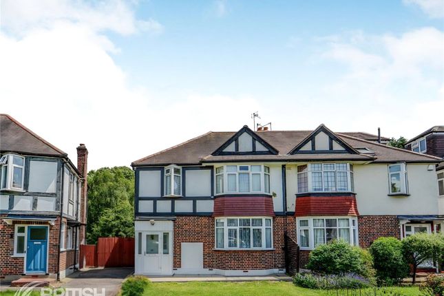 1 bed property, in Rushgrove Avenue, £340,000