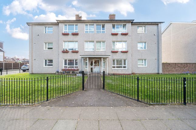 2 bed property, in London Road, £150,000