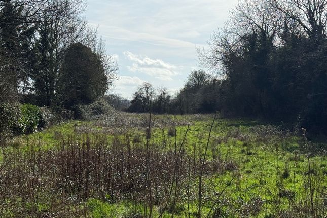 5 bed property, in Land West Of Happy Acre, £250,000