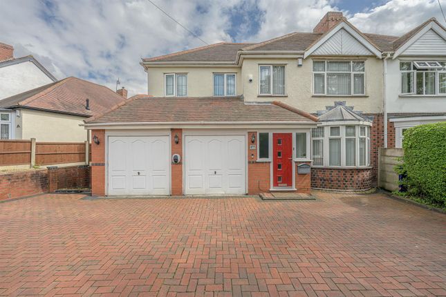 4 bed property, in Amblecote Road, £385,000