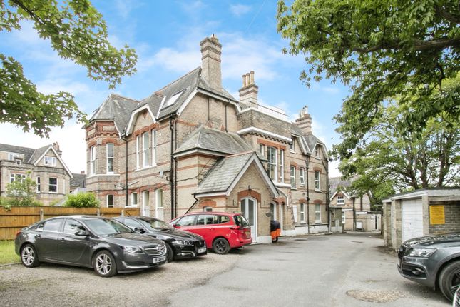 8 bed property, in Wimborne Road, £600,000