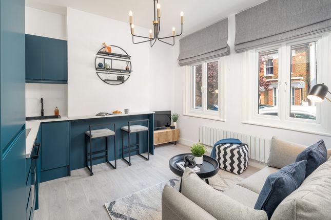 3 bed property, in Cowthorpe Road, £550,000