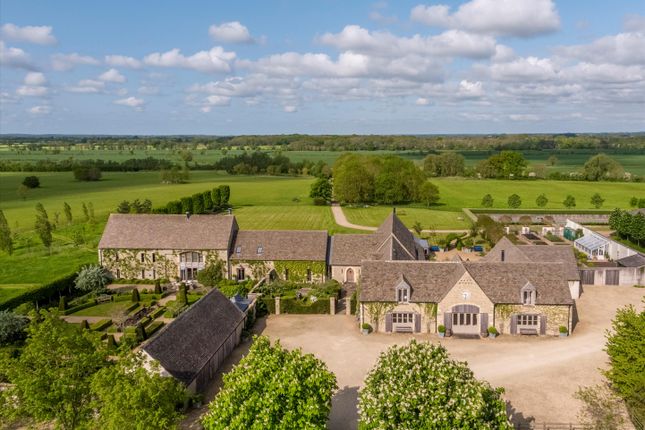 8 bed property, in Poulton, £9,000,000