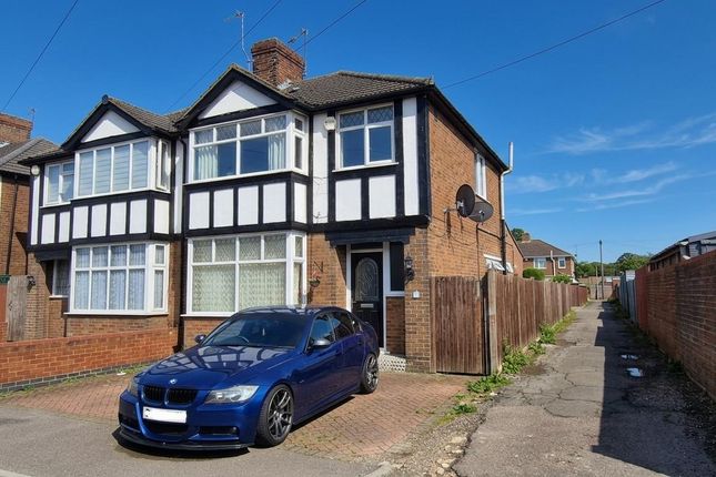 3 bed property, in Hazelwood Road, £235,000