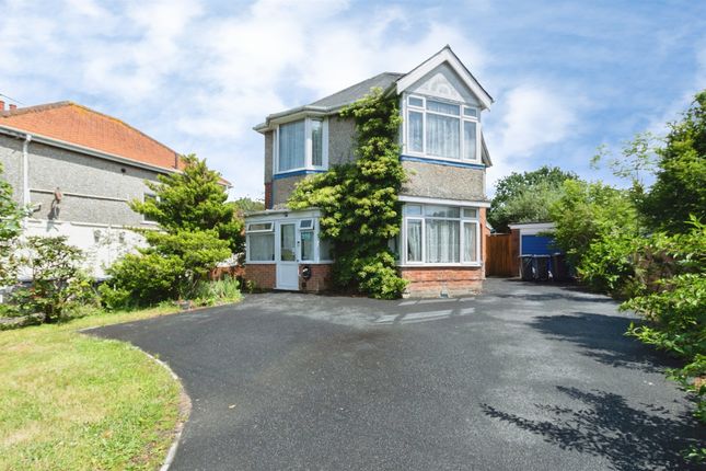 3 bed property, in Charminster Road, £365,000