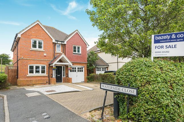4 bed property, in Waterside Close, £650,000
