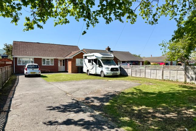 2 bed property, in Wych Lane, £385,000