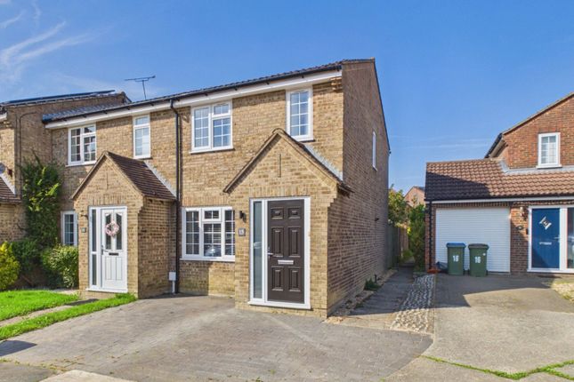 3 bed property, in Eastcroft Mews, £385,000