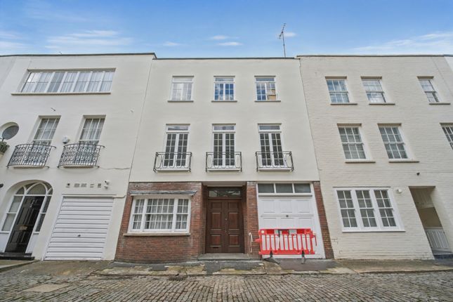 4 bed property, in Eaton Mews South, £2,400,000