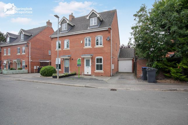 3 bed property, in Russett Close, £250,000