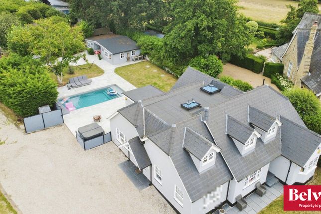 4 bed property, in Boreham Road, £1,200,000
