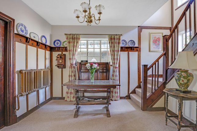 3 bed property, in Winn Road, £800,000