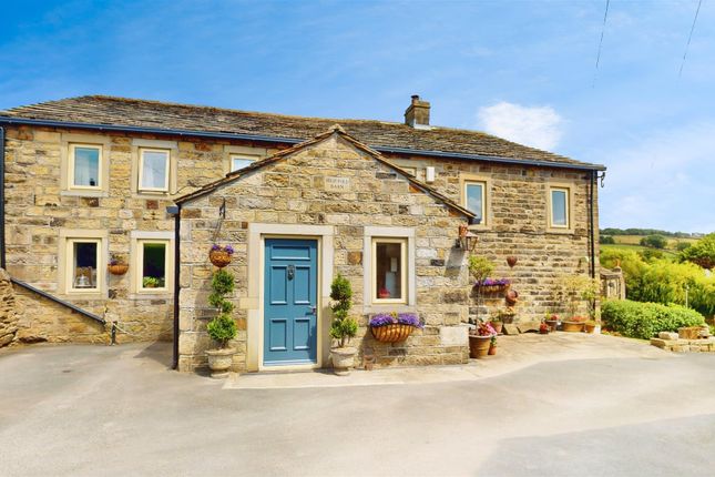 4 bed property, in High Fold, £675,000