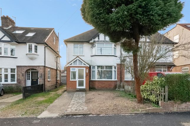 3 bed property, in Lyncroft Gardens, £575,000