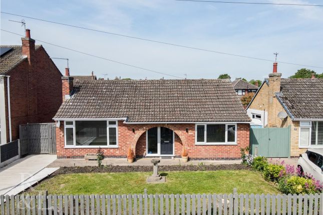 2 bed property, in Rutland Road, £299,500