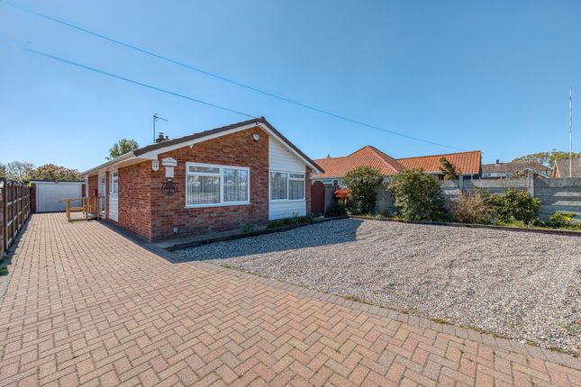 3 bed property, in Main Road, £300,000