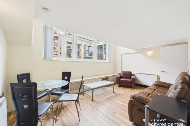 2 bed property, in Temple Lane, £119,000