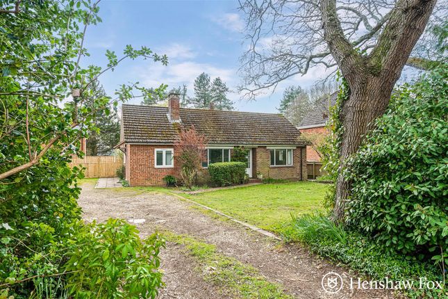 3 bed property, in Sandy Lane, £565,000