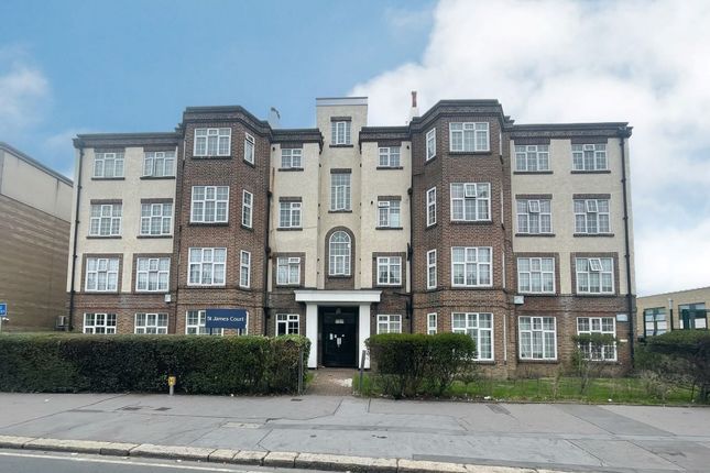 2 bed property, in 16 St. James Court, £100,000