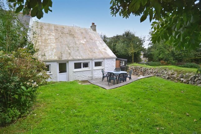 2 bed property, in St. Nicholas, £140,000