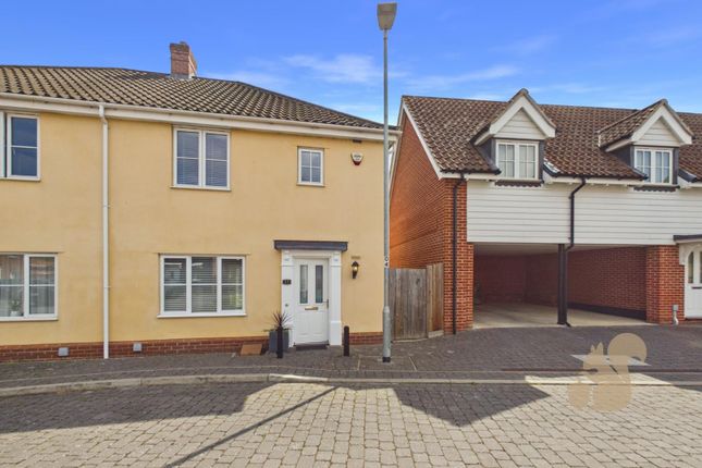 3 bed property, in Ringlet Lane, £325,000