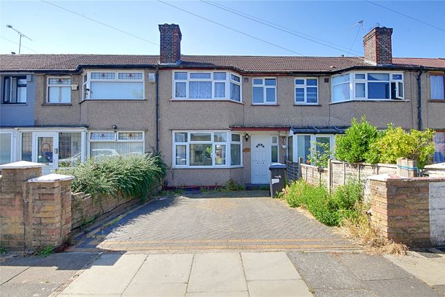 3 bed property, in Cambourne Avenue, £425,000