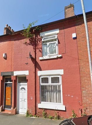 3 bed property, in Foxbank Street, £240,000