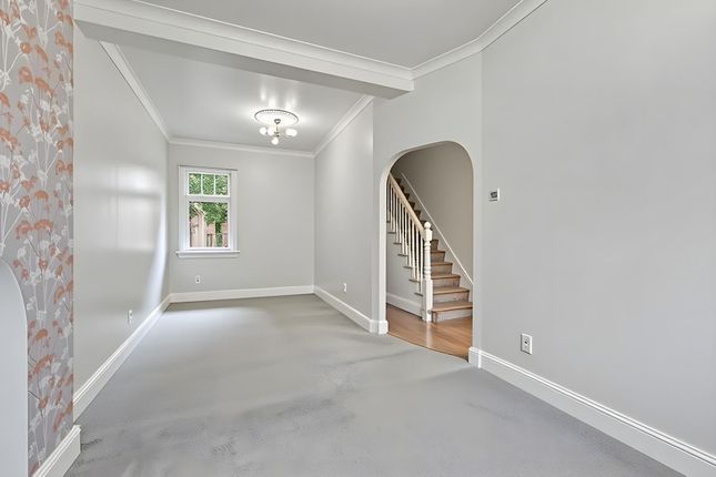 3 bed property, in Westwood Road, £500,000