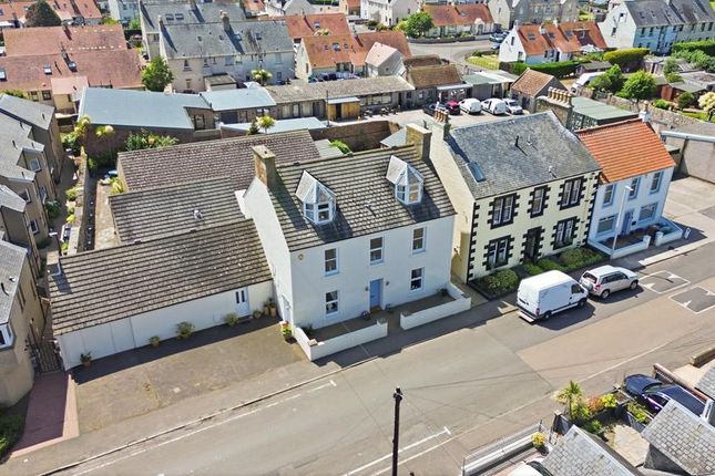 7 bed property, in Station Road, £600,000