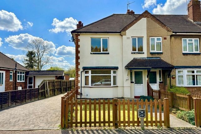 3 bed property, in Heathfield Road, £485,000