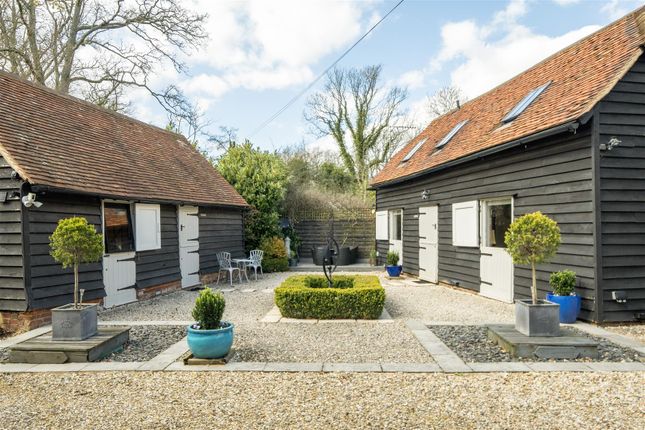 2 bed property, in Grayswood Road, £575,000