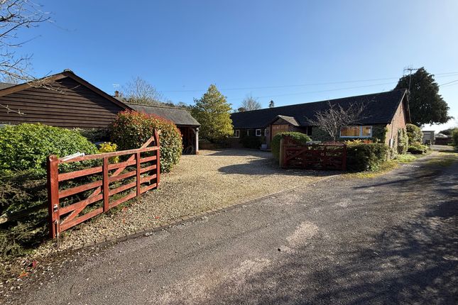 4 bed property, in Pitton, £885,000