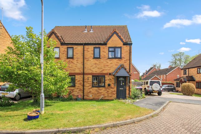2 bed property, in 26 Beck Way Thurlby, £150,000