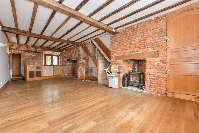 4 bed property, in Beach Street, £895,000